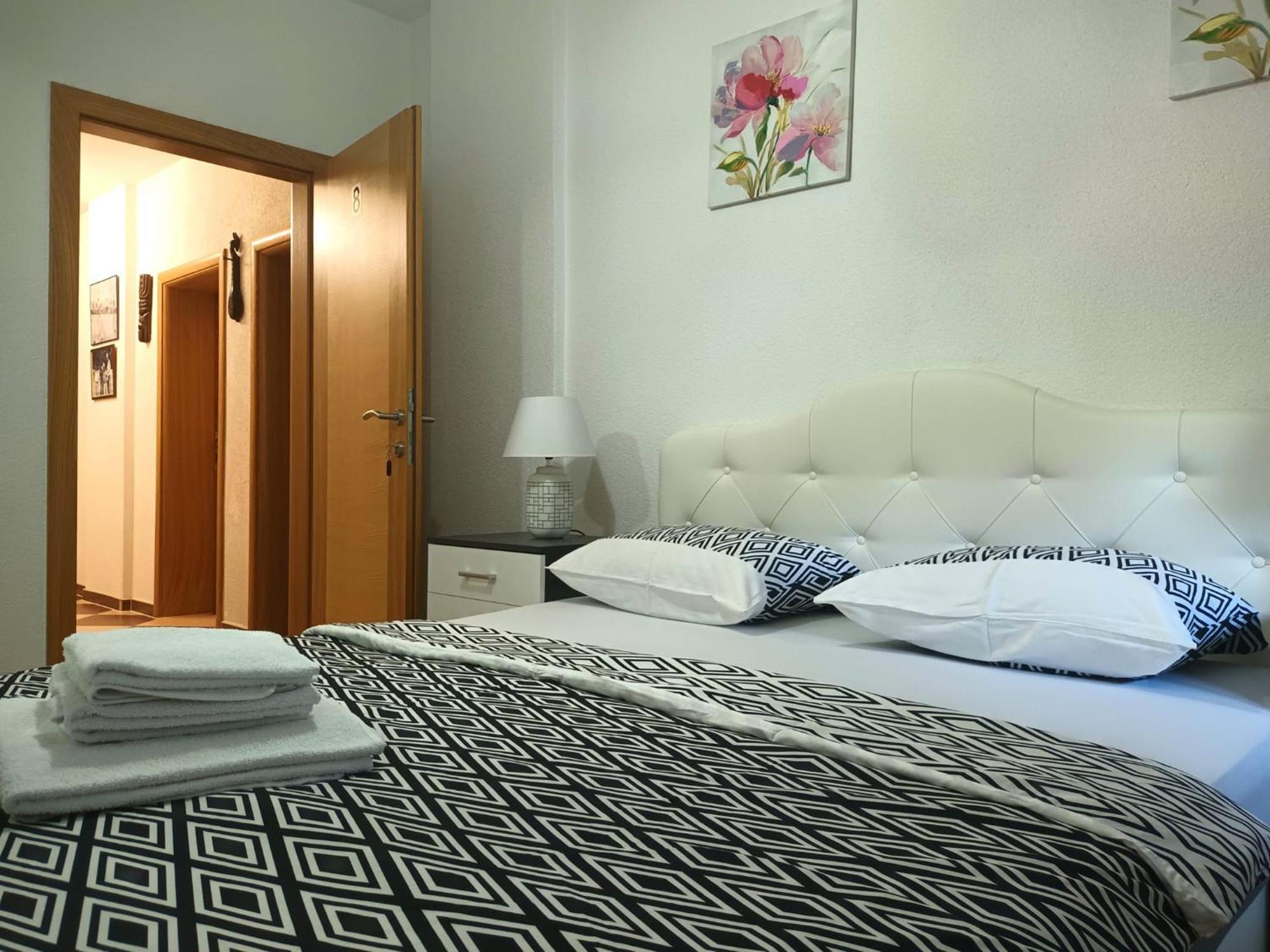 Vacation Home Keskic Velika Gata 외부 사진